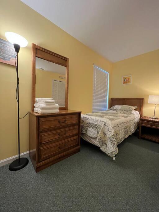 Lovely 2-Bedroom Condo With Pool Myrtle Beach Luaran gambar